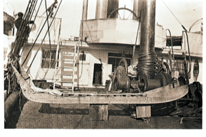 Image of Peary sledge aboard the ROOSEVELT